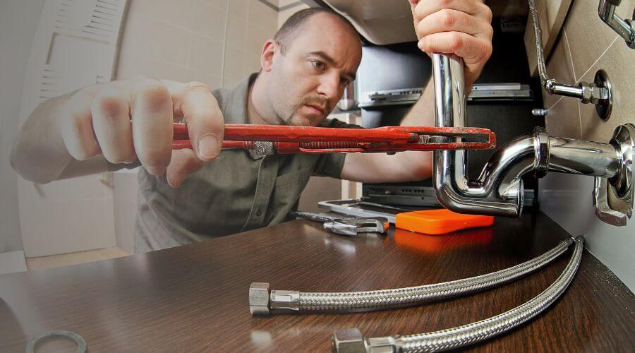 Local annual plumbing maintenance in Carlisle, IA